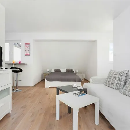 Jantar - City Center 4 Gieldowa Apartmán Kolobřeh